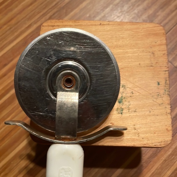 28 BOGO kitchen supplies - Picture 5 of 17